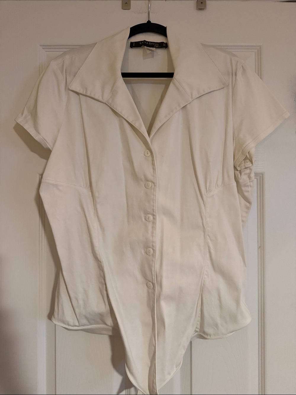 Laura Byrnes/Pinup Couture Ridley top in White